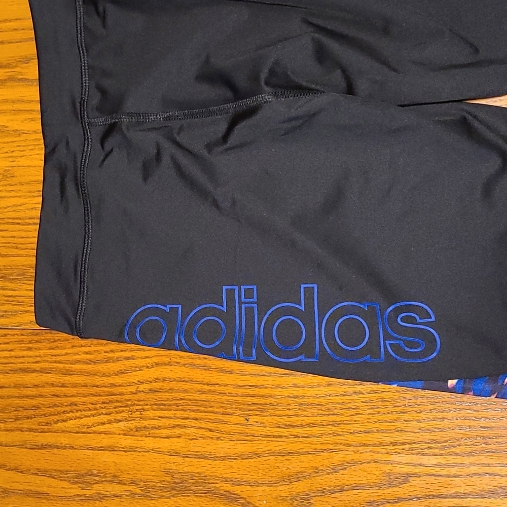 Adidas pants - Picture 8 of 8